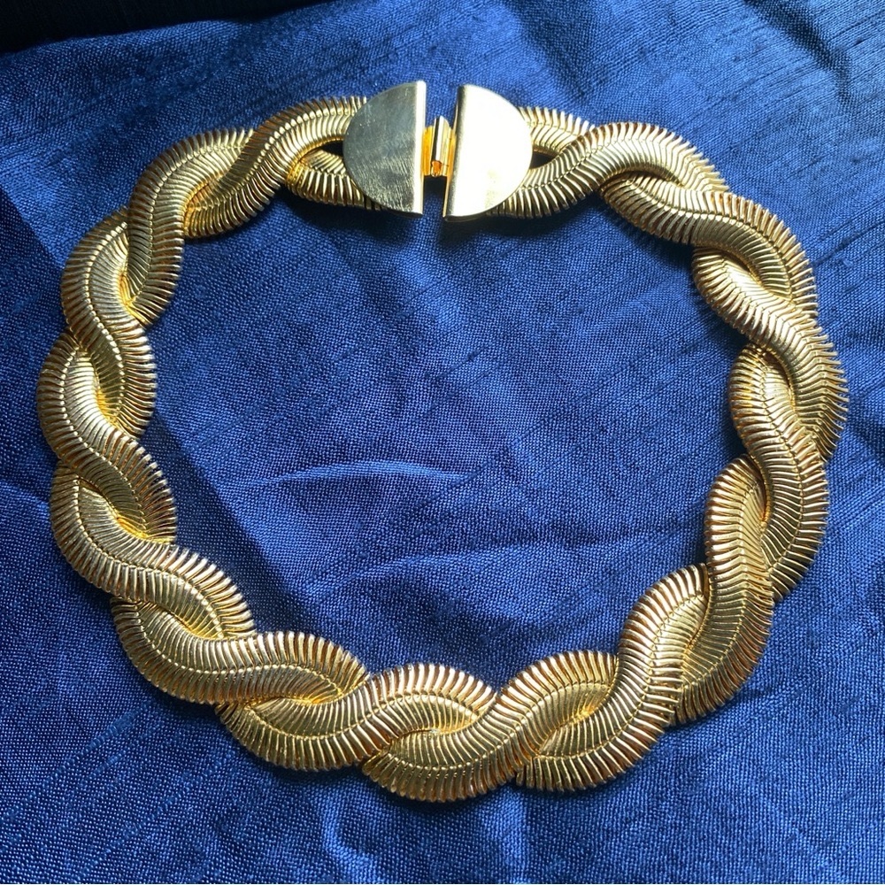Rare Vintage Signed INGRID CUSSON Herringbone Double Chain Gold Tone Necklace